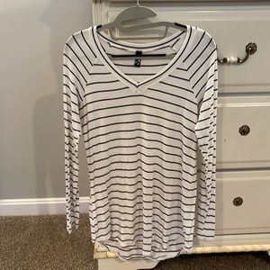 Striped long sleeve tee